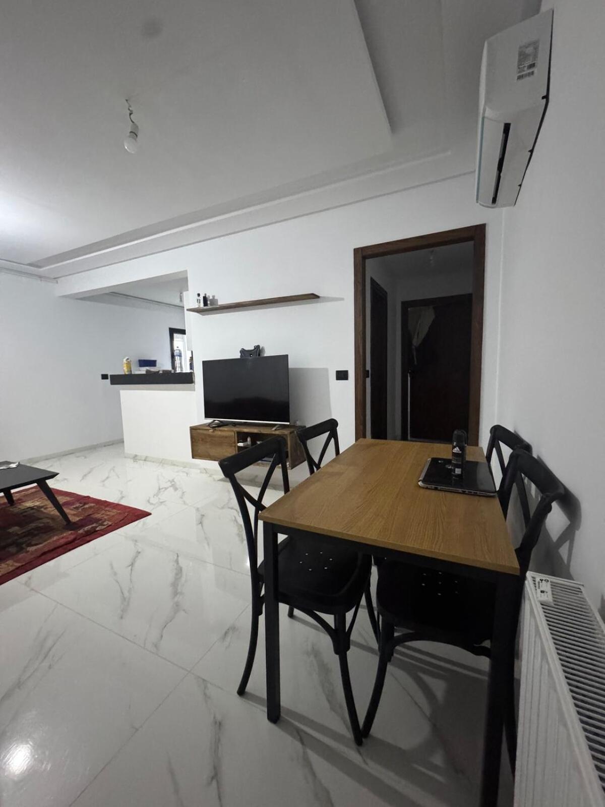 Iyed Apartment